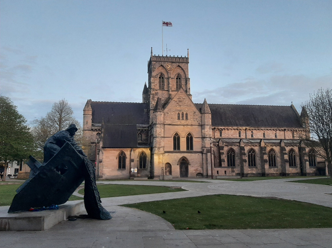 Grimsby Minster景点图片