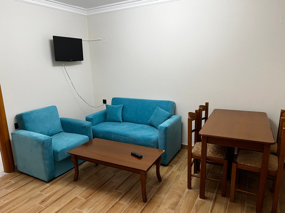 Nadolia Apartments主图