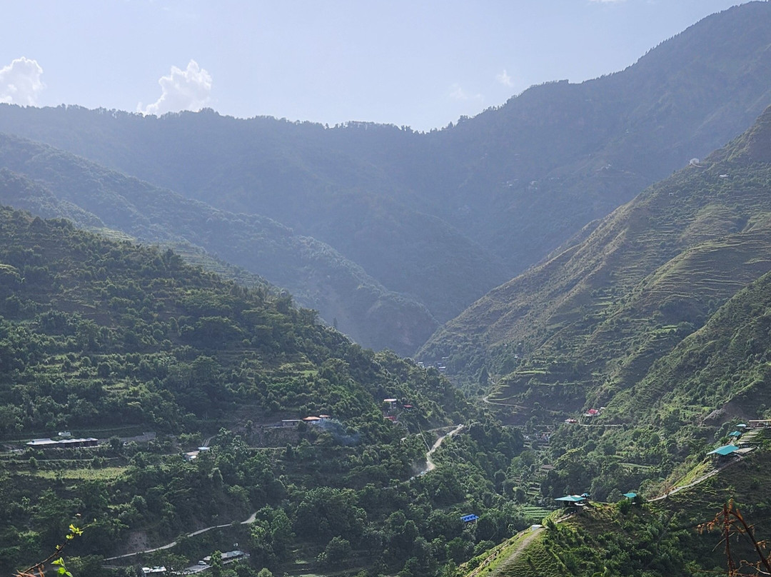 Budher Caves景点图片