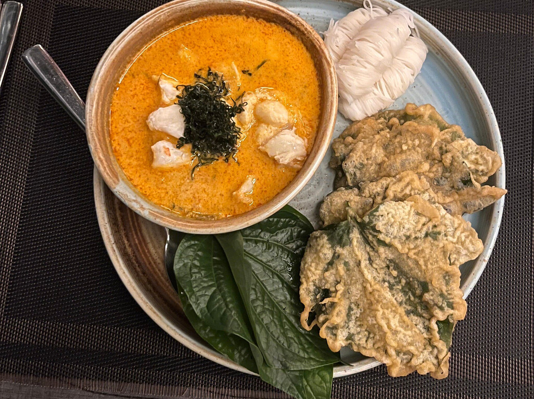 Meg Khram The Sunshine Restaurant