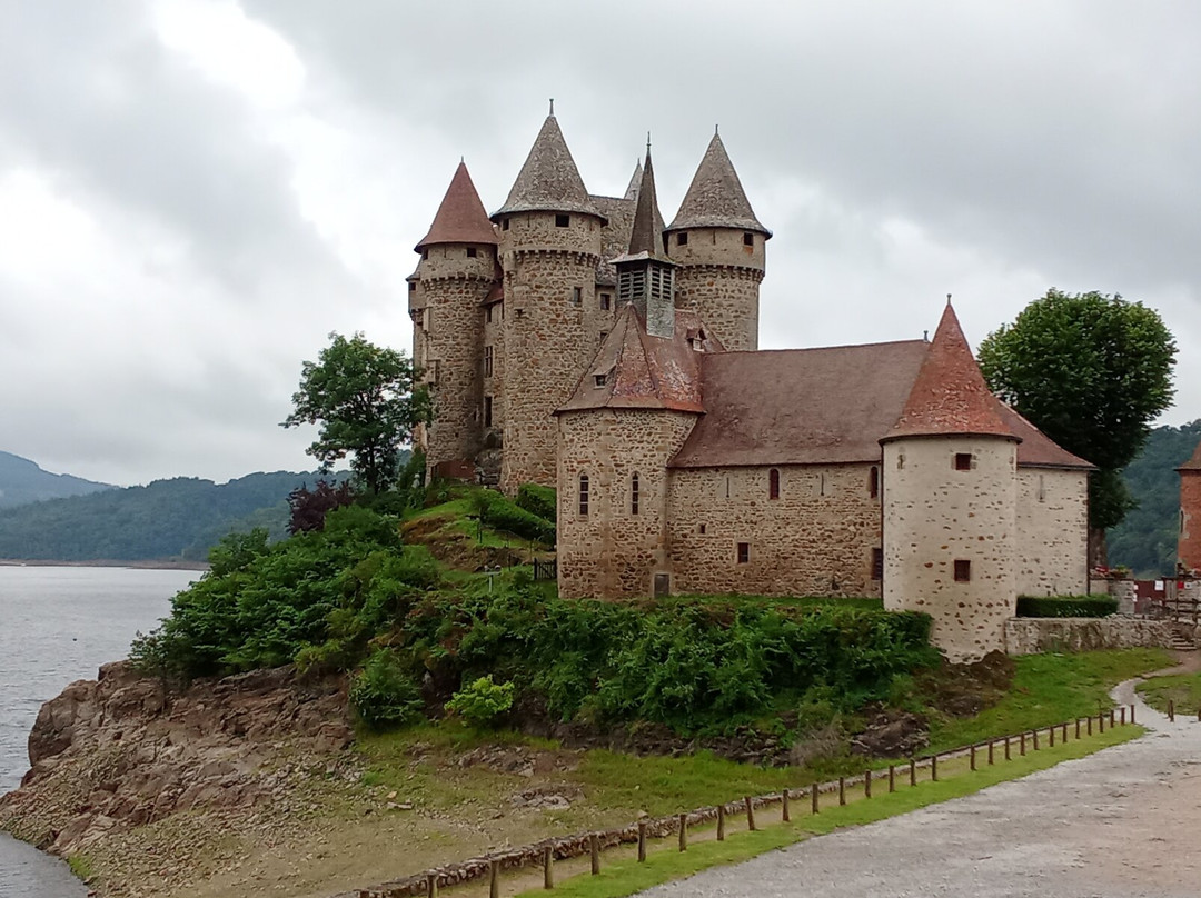 Chateau de Val-Lanobre必去景点
