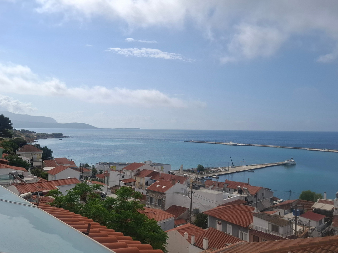 Remezzo Hotel & Studios主图