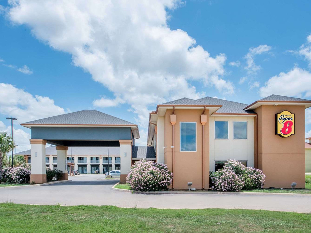 Dilley酒店住宿-Super 8 by Wyndham Dilley TX