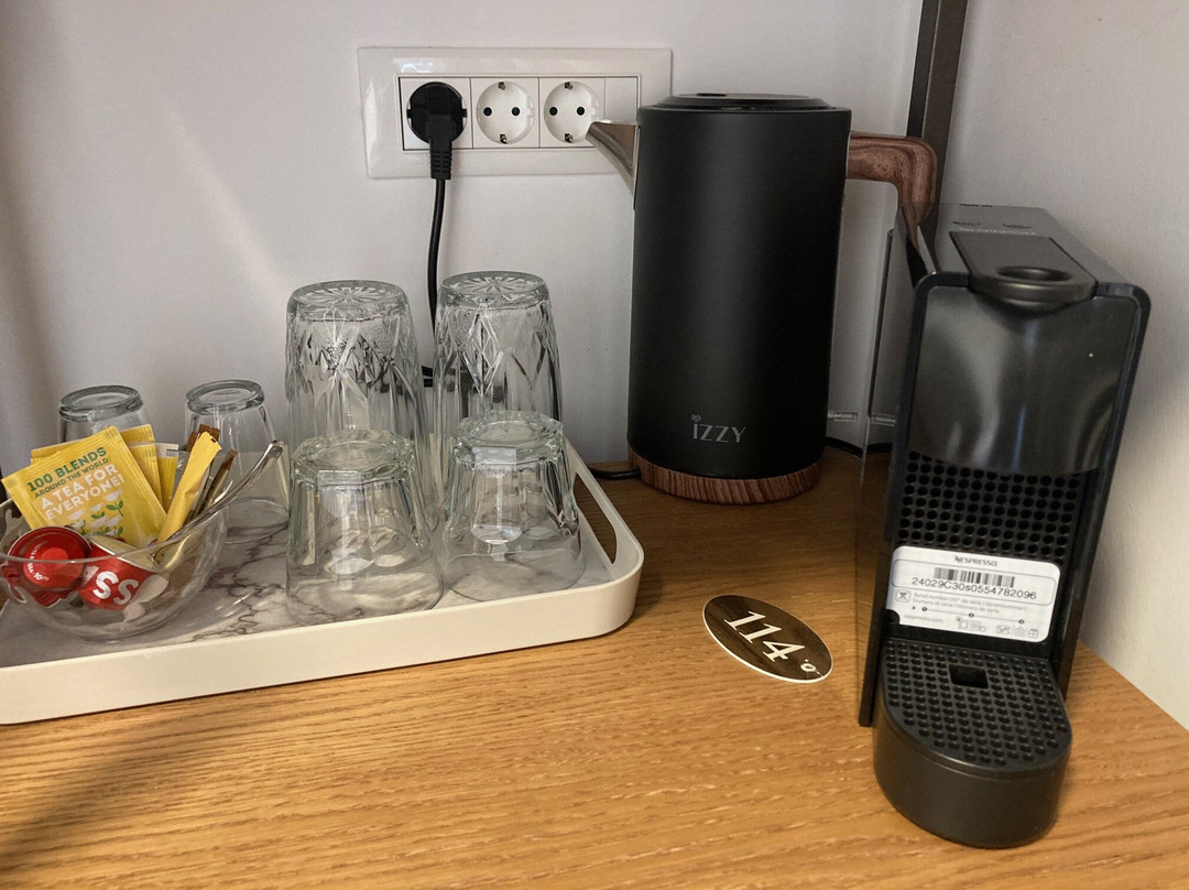 迦里尼酒店主图