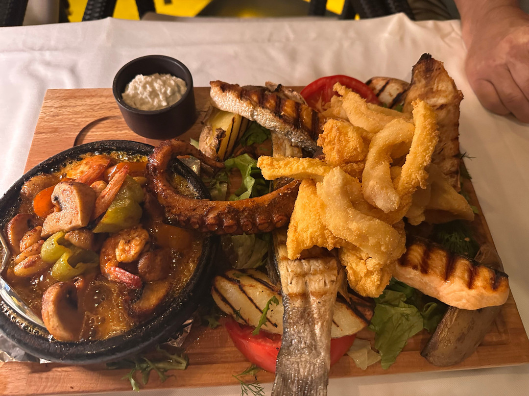 Thyma Restaurant