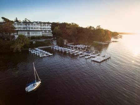 威斯康星酒店住宿-The Geneva Inn