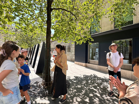 Tours With Valeria-巴黎必去景点