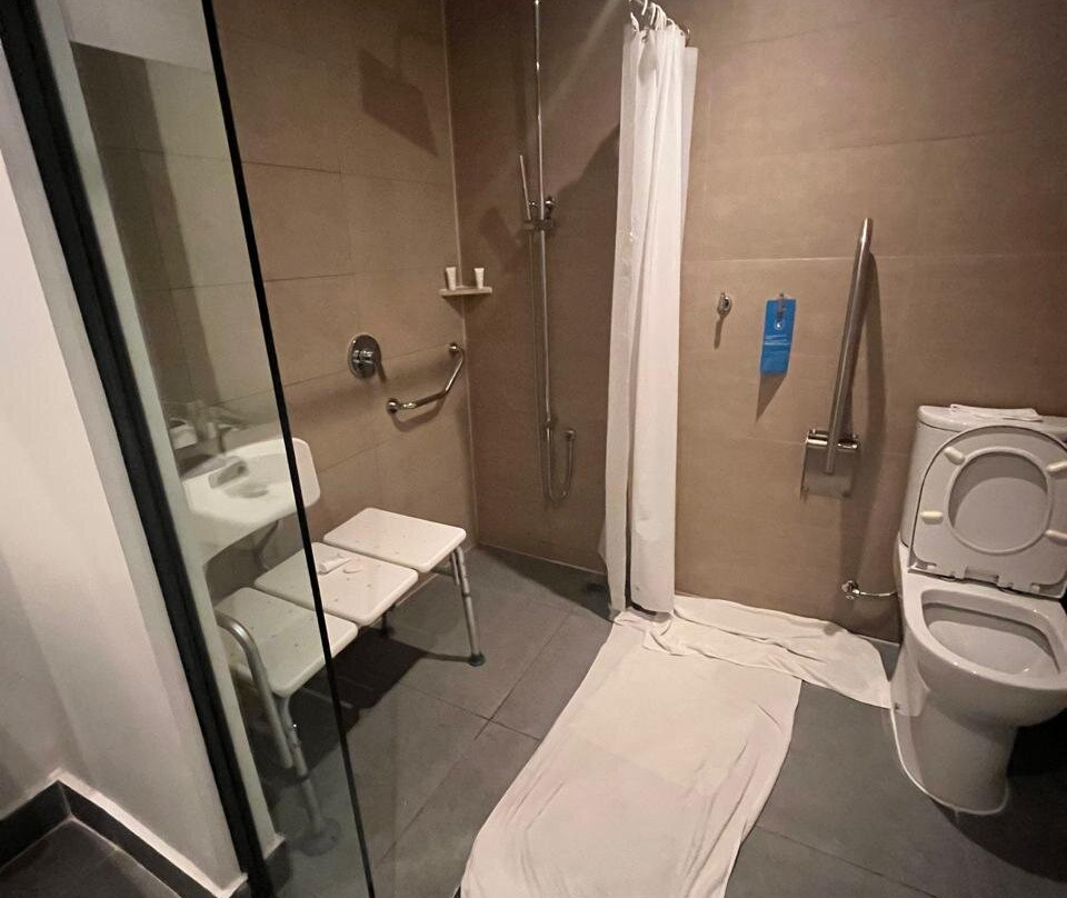 希尔顿欢朋酒店圣地亚哥拉斯孔德斯主图