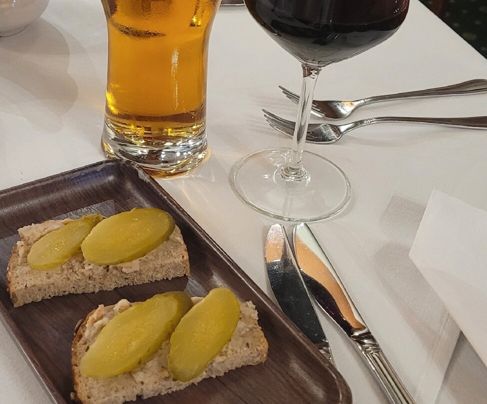 Hotel Zubrowka主图