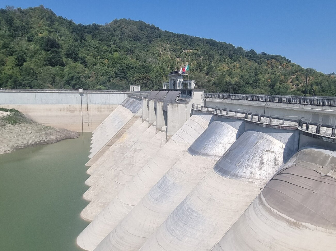 Lago di Trebecco e Diga del Molato-Nibbiano必去景点