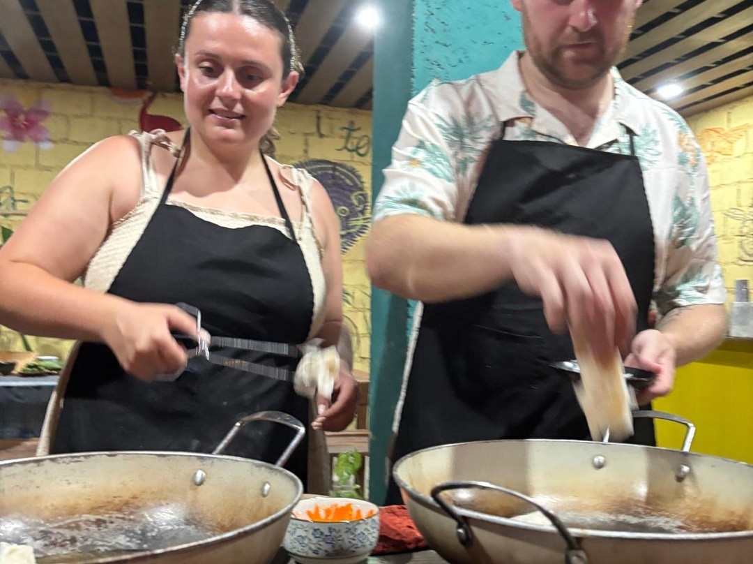 El Kusina Filipino Cooking Class-爱妮岛必去景点