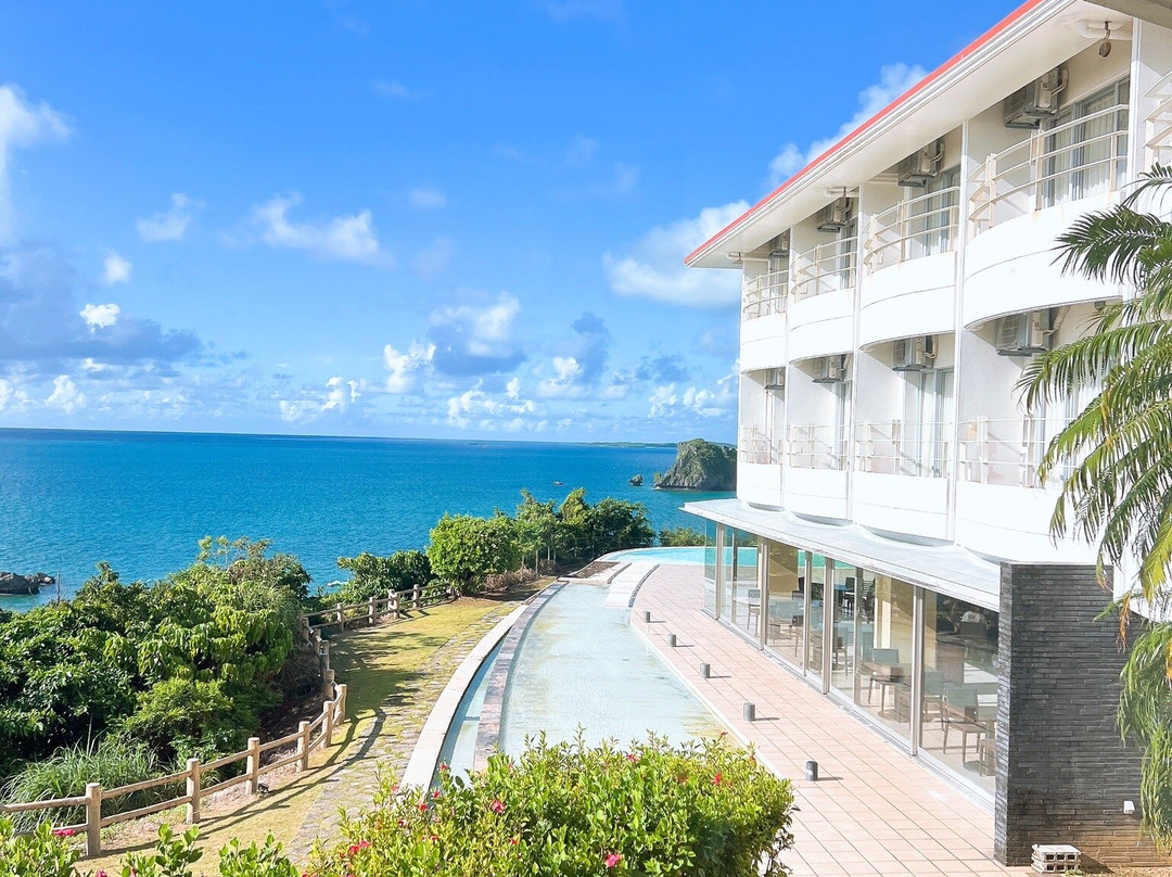 滨比嘉岛度假酒店主图