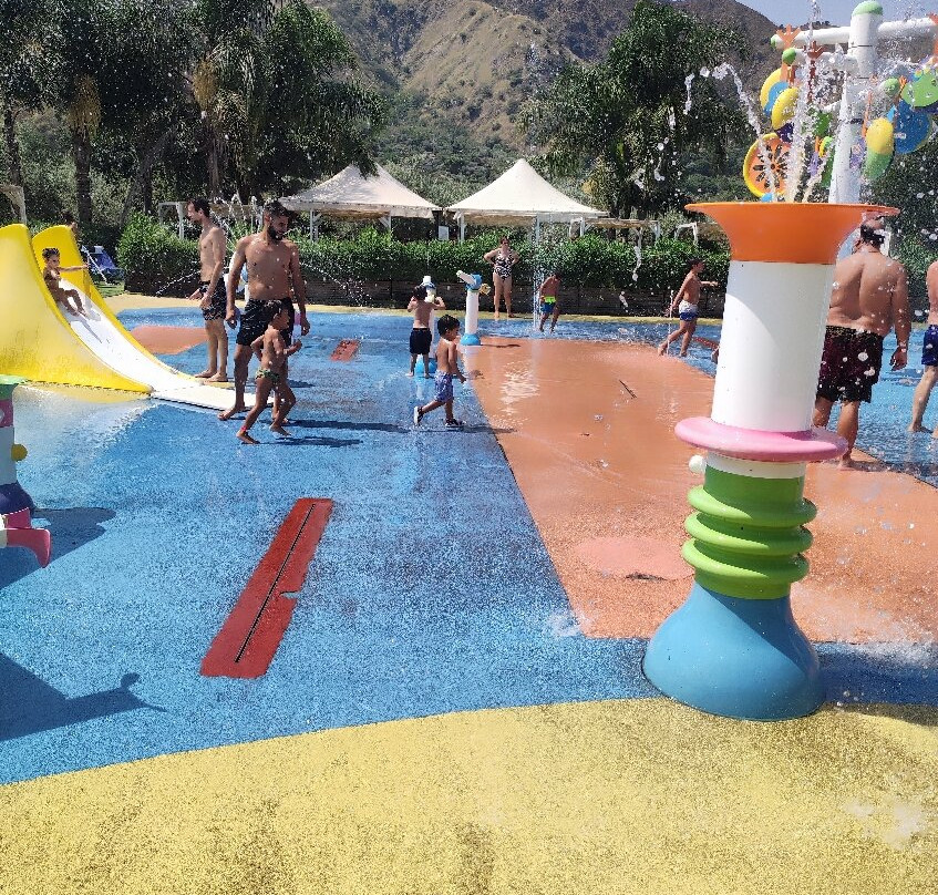 Spray Park-Motta Camastra必去景点