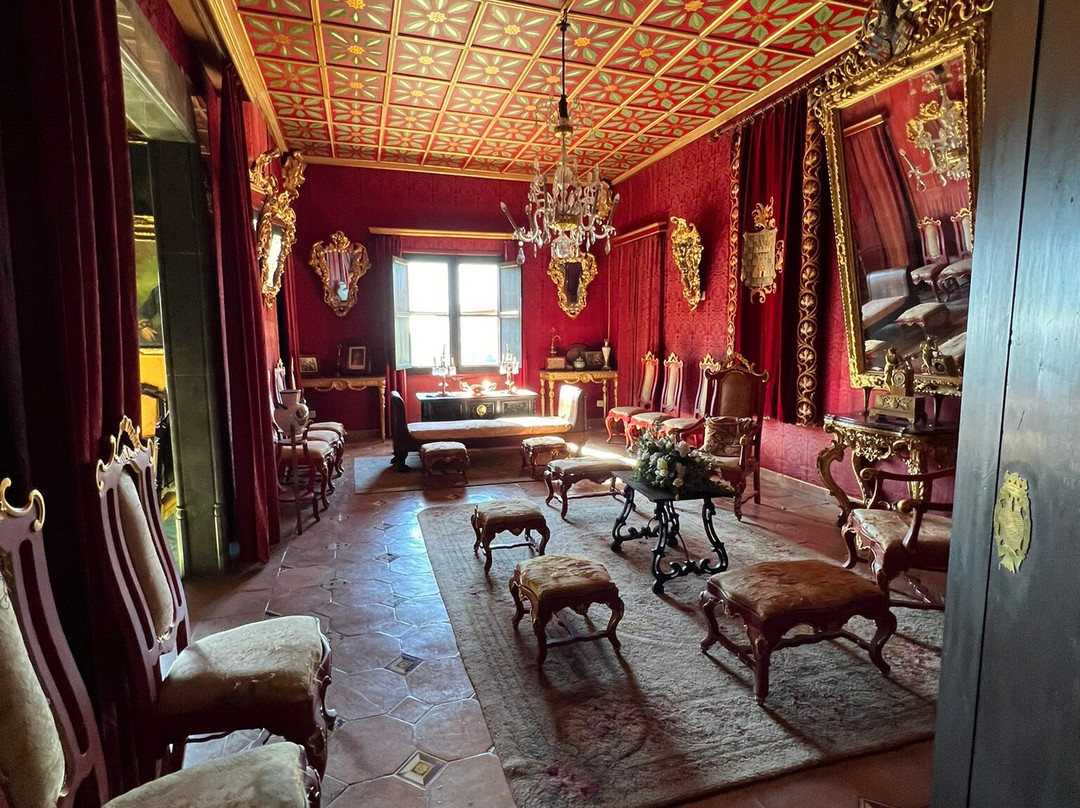 Palacio del Rei Sanc-法德摩萨必去景点