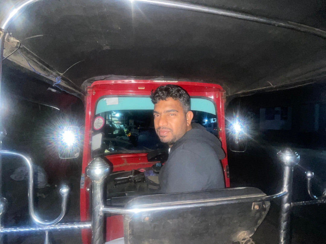 Ella Happy Tours & tuk tuk and taxi-埃勒必去景点