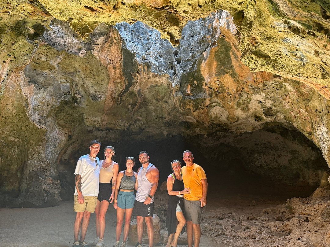Quadirikiri Caves-Arikok National Park必去景点