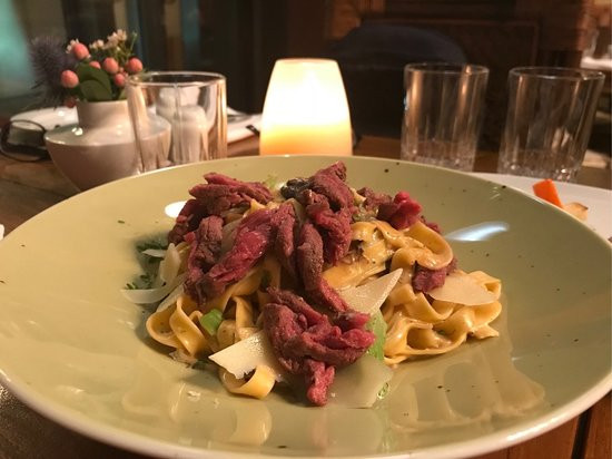 珀德薇姿酒店主图