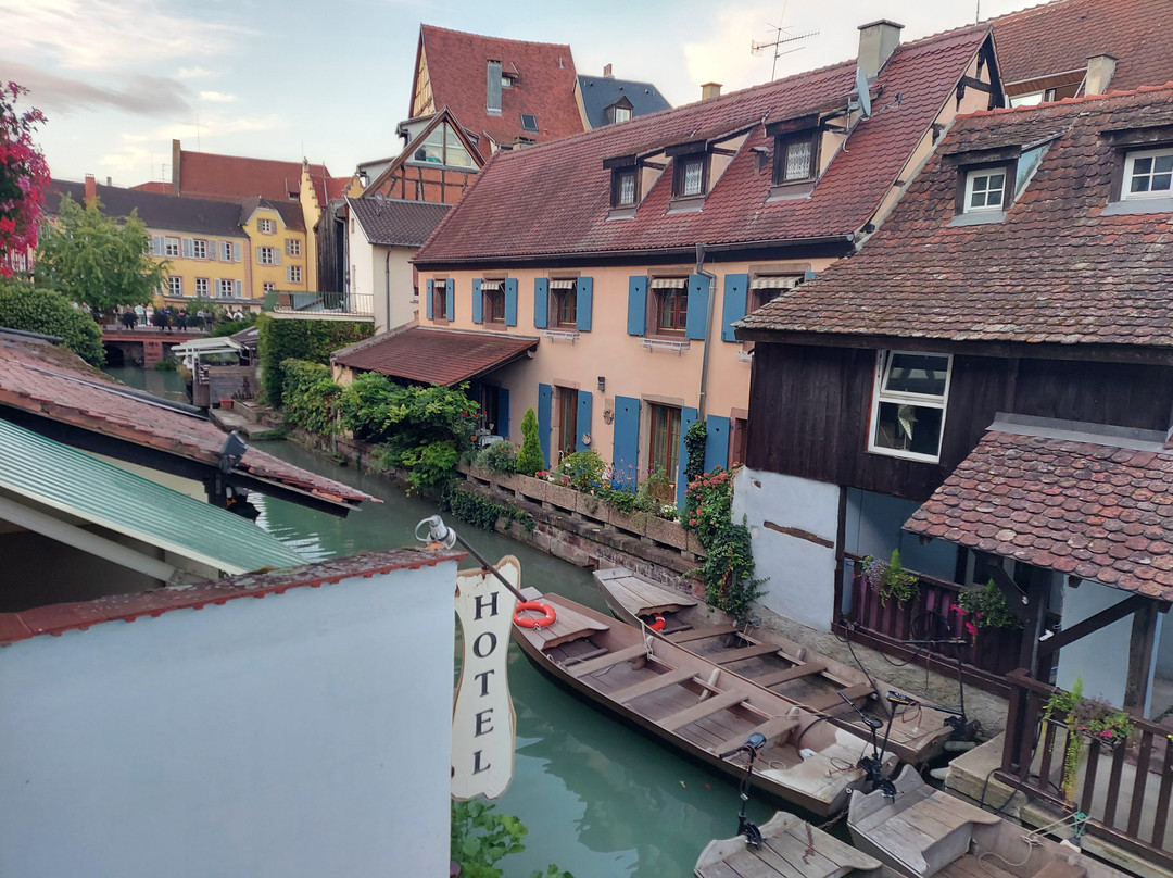 马歇尔酒店主图