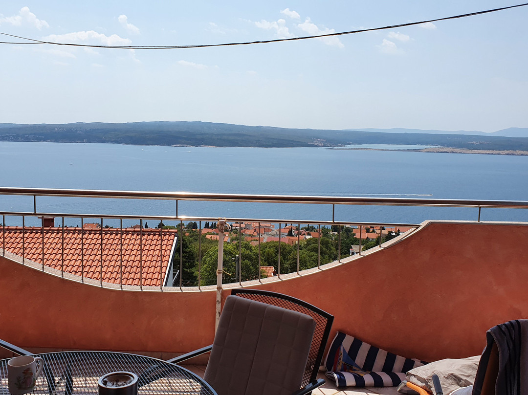 Apartments Djusi