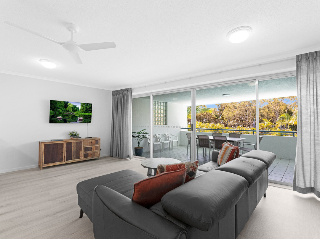 Riviera Resort主图