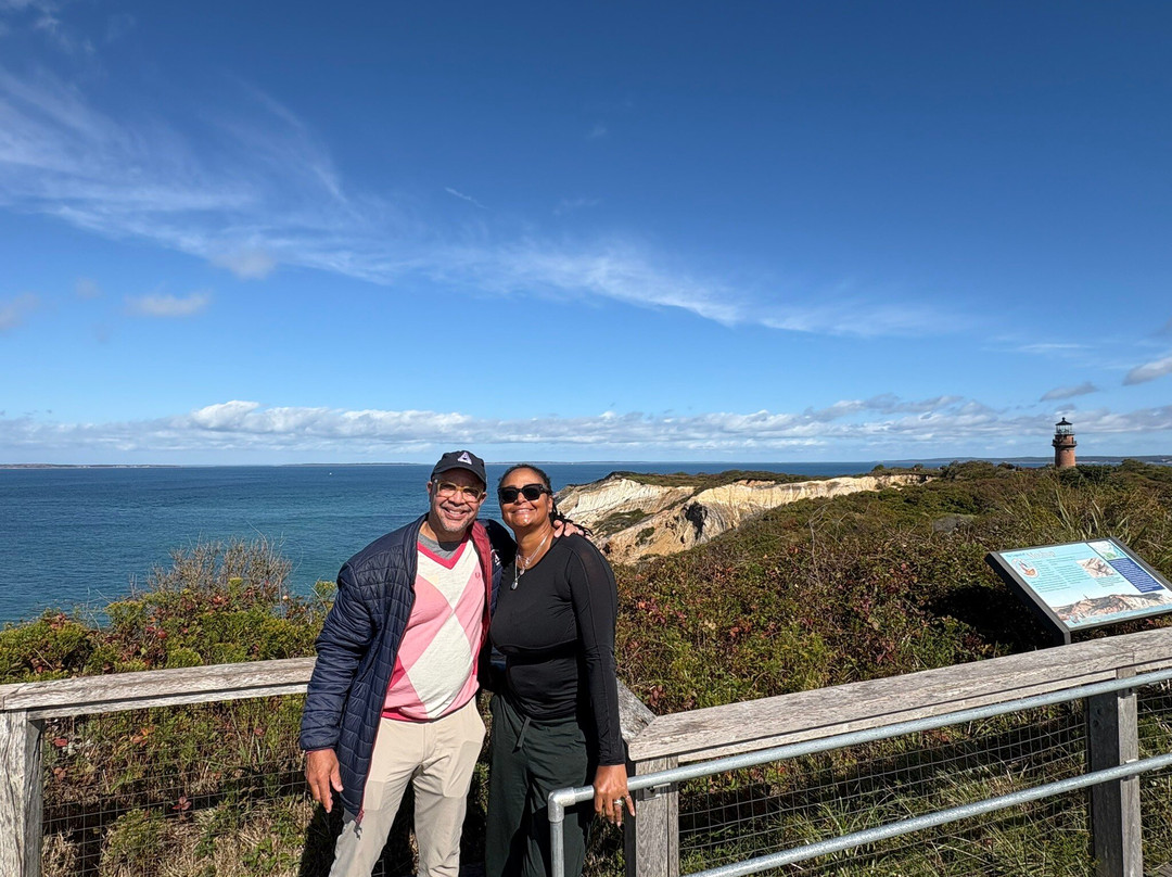 Martha's Vineyard Tours & Transport