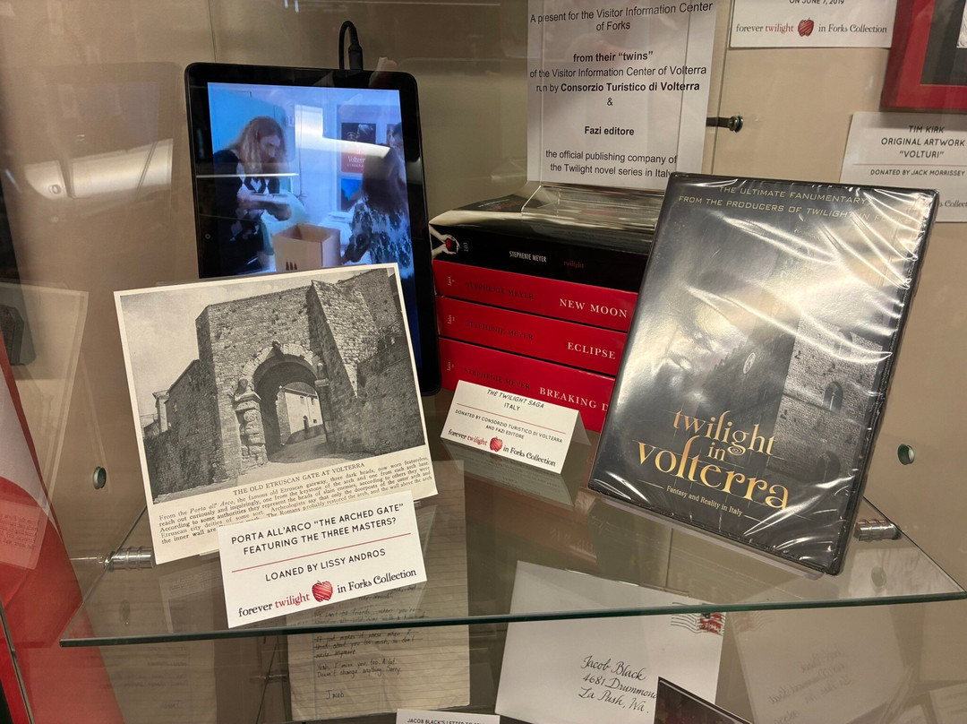 Forever Twilight in Forks Collection-福克斯必去景点