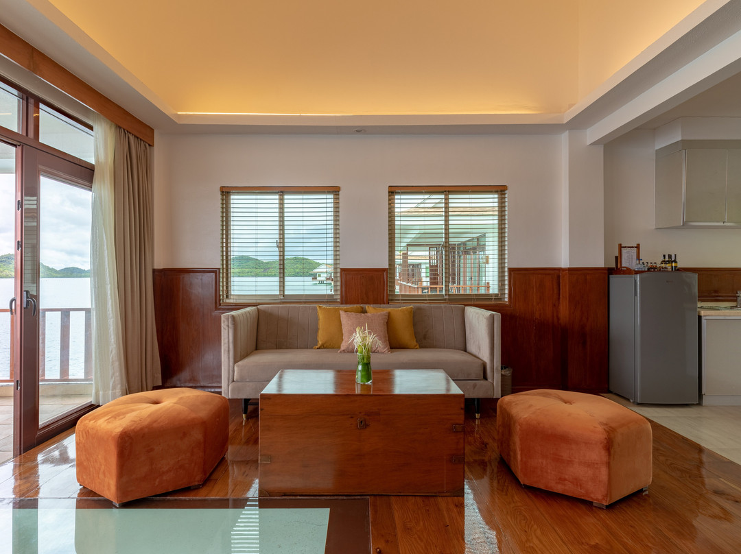 Sunlight Ecotourism Island Resort主图