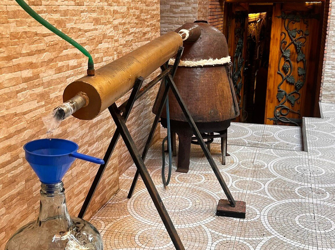 Vazha Davitadze's Winemaking and Wine Cellar-巴统必去景点