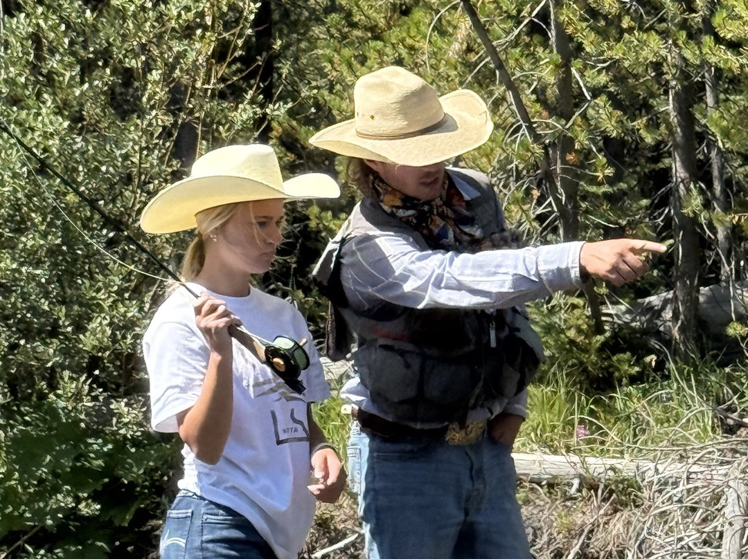 Skyline Guest Ranch and Guide Service主图