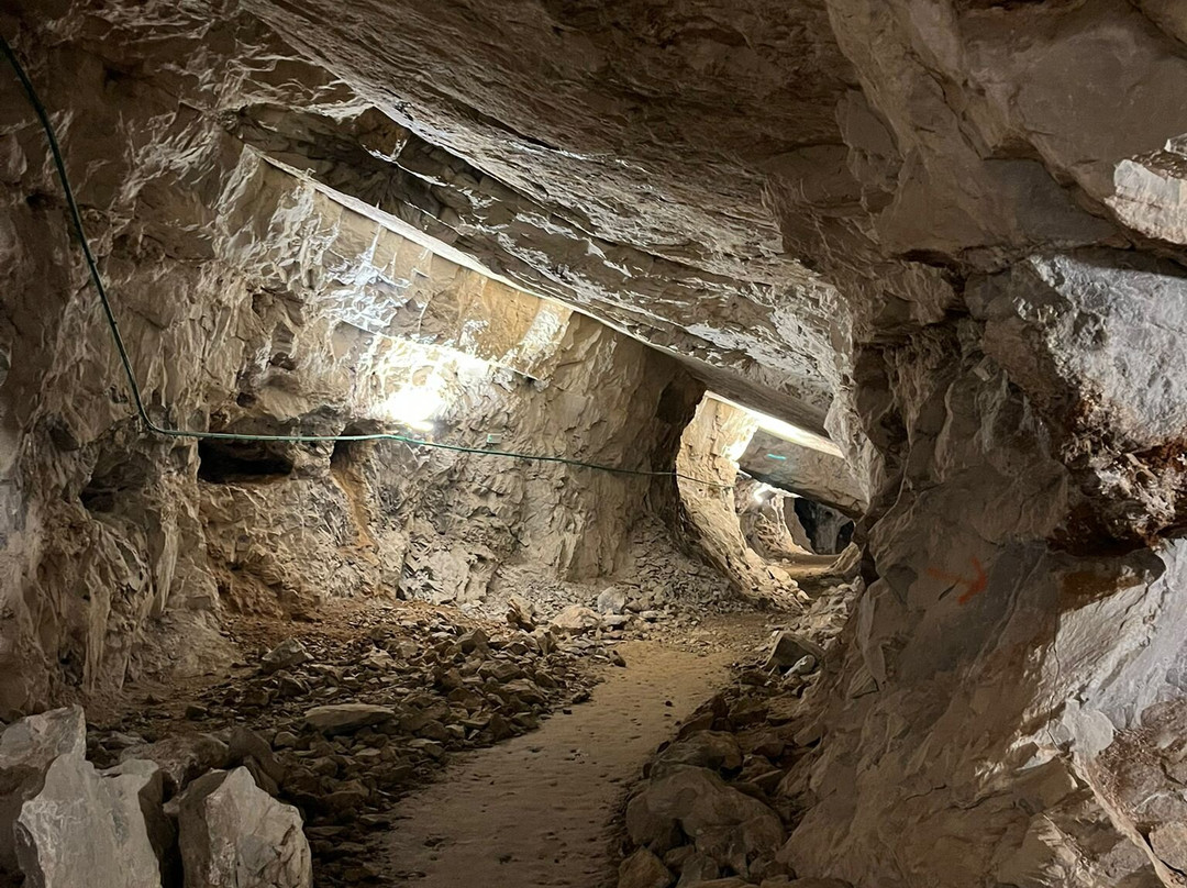 Miniere di Dossena-Dossena必去景点