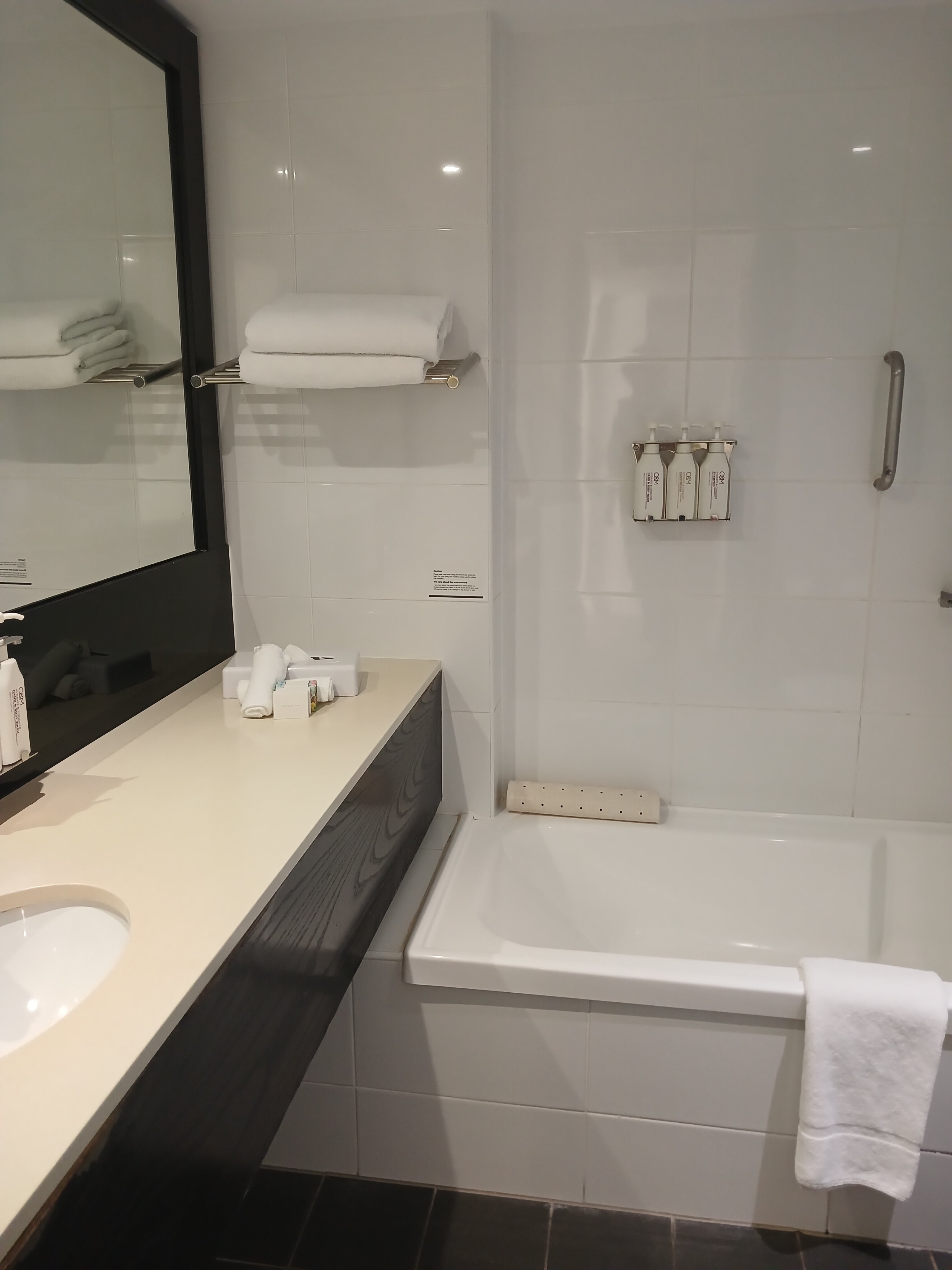 黄金海岸艾博酒店-浴室