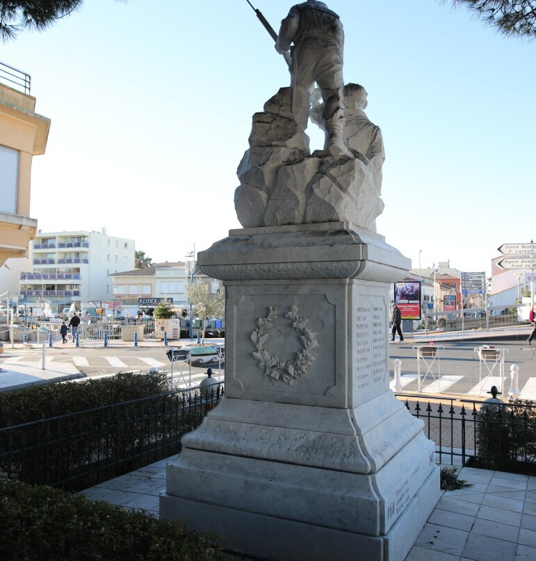 Monument aux Morts de Palavas-les-Flots-帕拉瓦莱弗洛必去景点