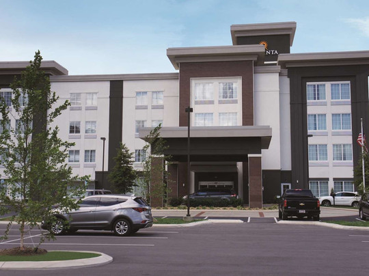 Whitwell酒店住宿-La Quinta Inn & Suites by Wyndham Chattanooga - Lookout Mtn