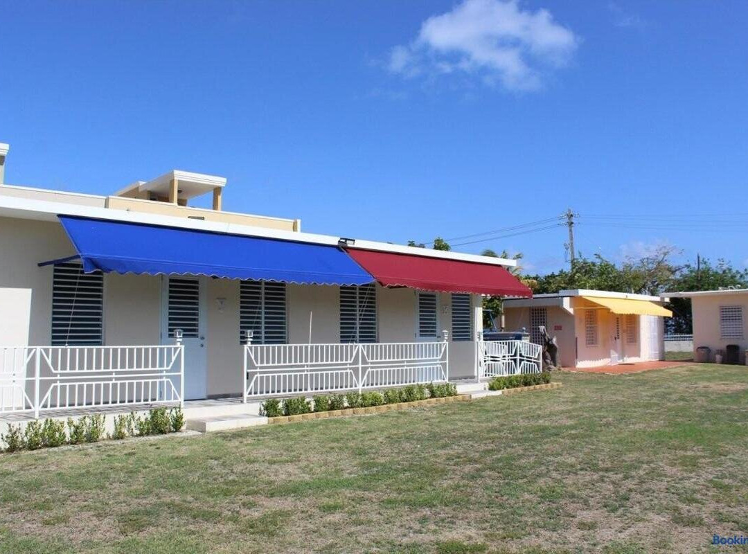Master Beachfront Studios Seven Seas