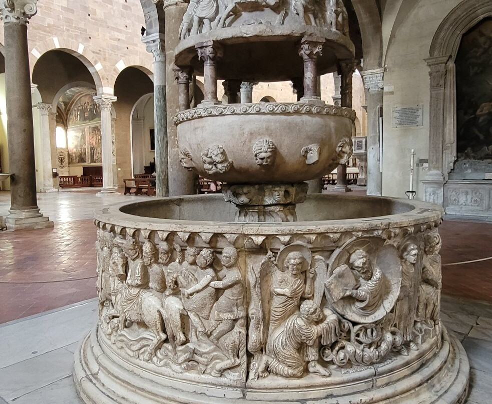 Enzo Dellaria Private Tours & Transfers-里窝那必去景点