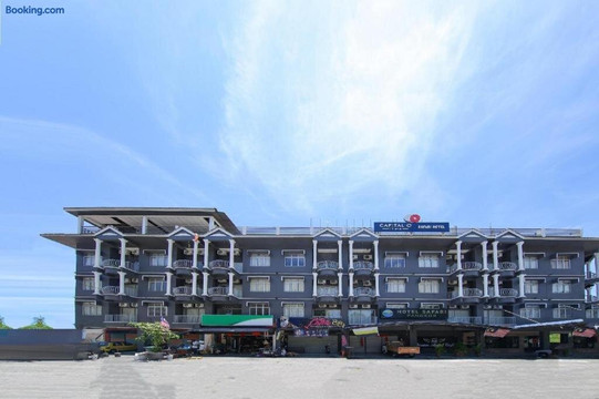 Capital O 89876 Safari Hotel