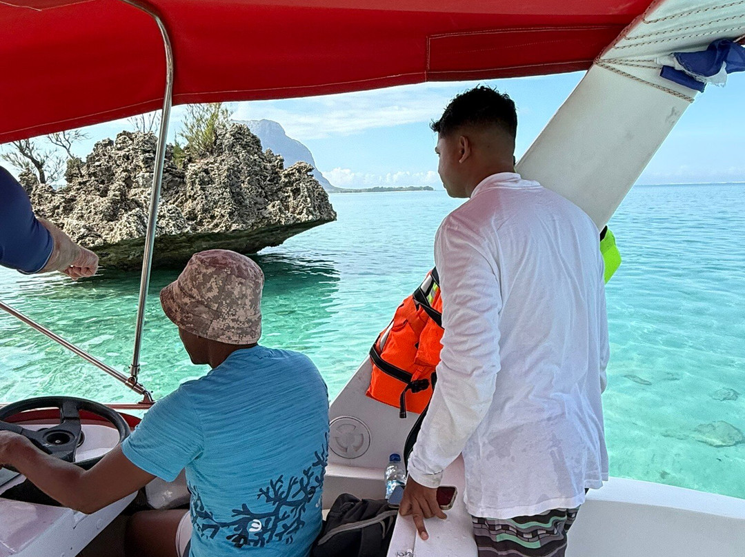 Dolphin Warrior-La Gaulette必去景点