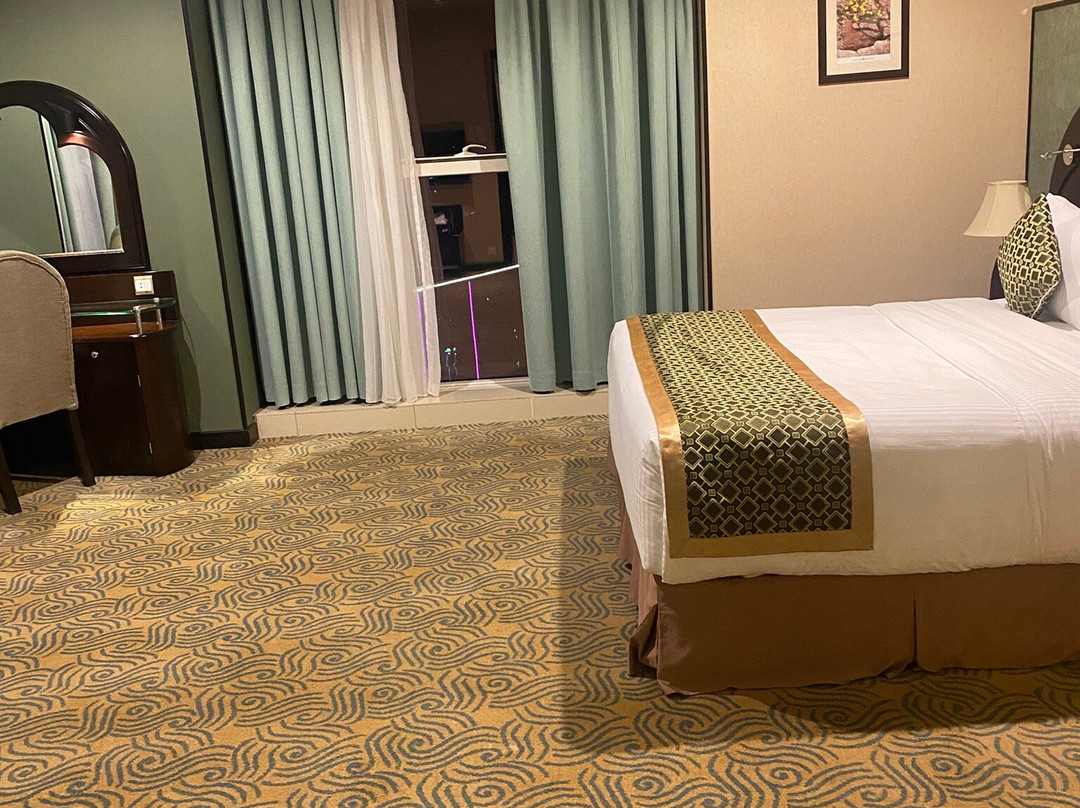 Awaliv International Hotel主图