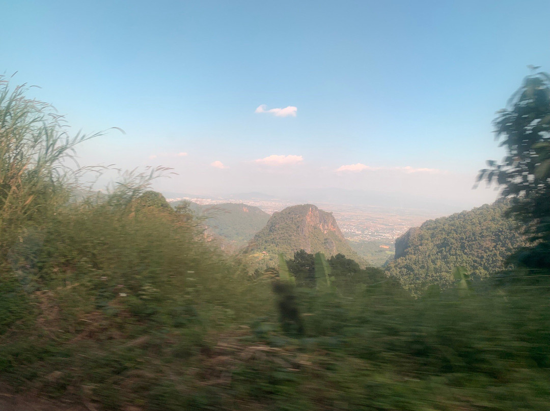 Than Patibatkan Doi Chang Mub-美塞必去景点