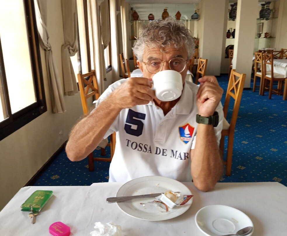 泽里斯酒店主图