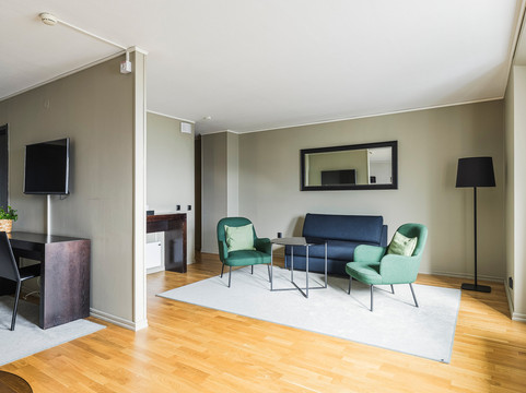 斯特兰德第一酒店主图