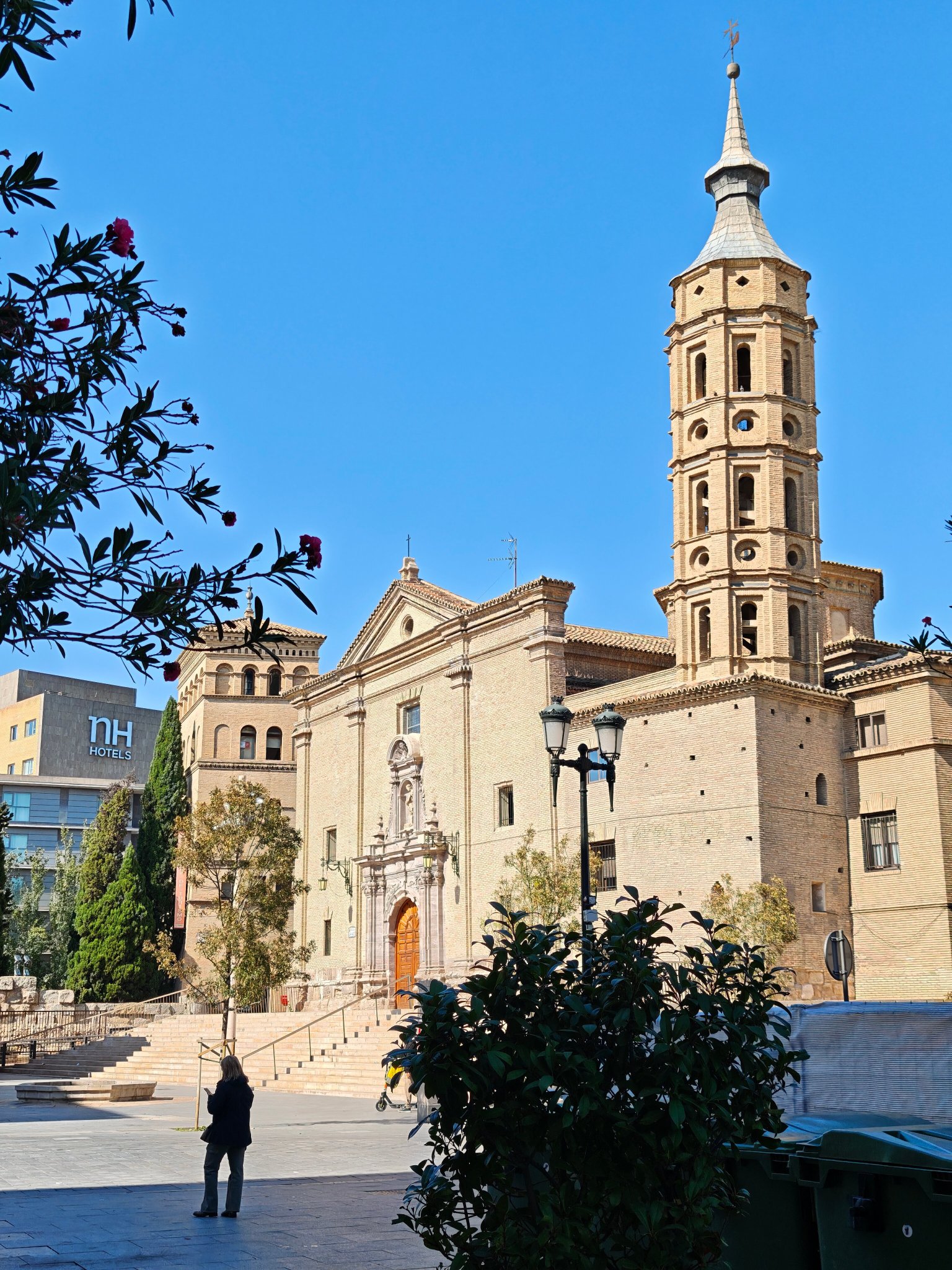 NH萨拉戈萨城市酒店-官方