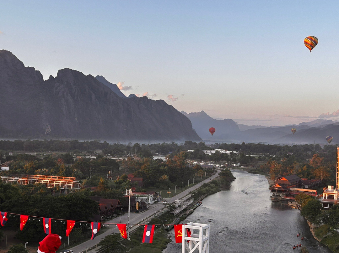 大象穿越酒店主图