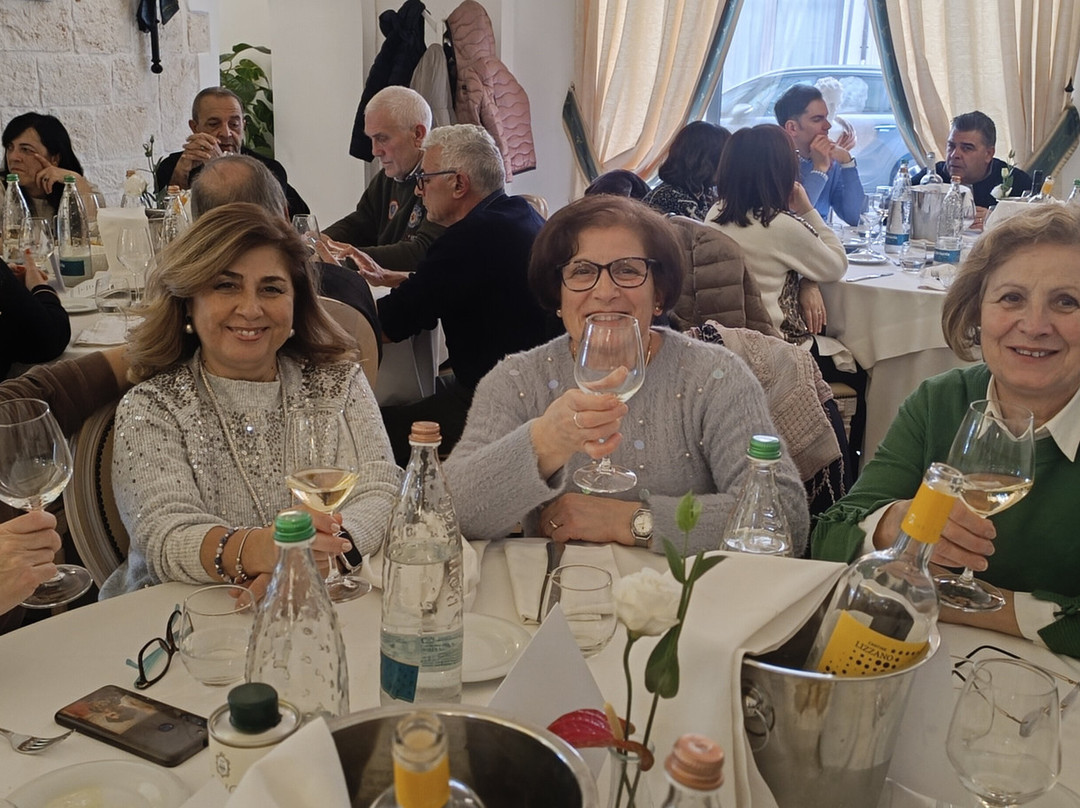 奥斯图尼宫酒店主图