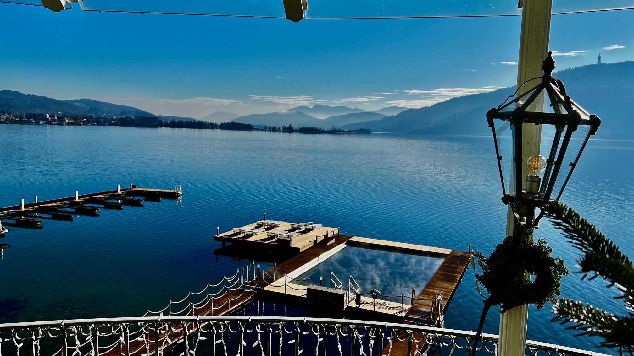 Hotel Schloss Seefels-泳池