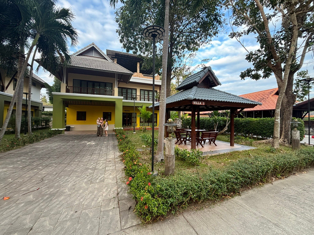 阿卡迪亚班格鲁德温泉度假村主图