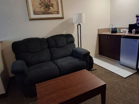 柑橘套房雷德兰兹洛马琳达酒店主图