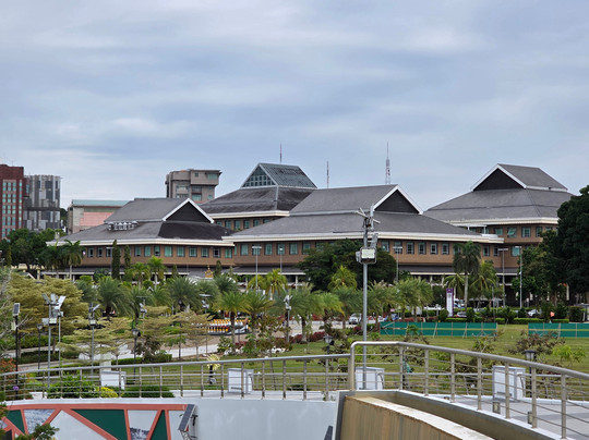 Yayasan Sultan Haji Hassanal Bolkiah Complex-斯里巴加湾必去景点