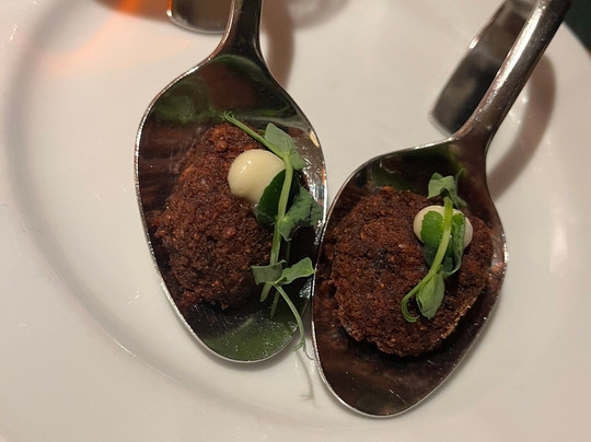 康弗特花园酒店主图