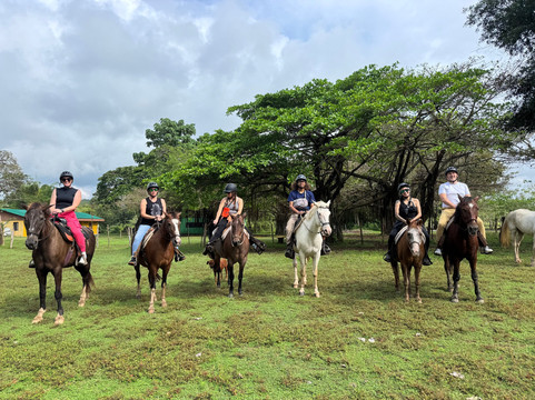 CR Beach Barn-Esterillos Este必去景点